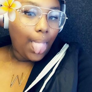 Meet your Posher, Rae